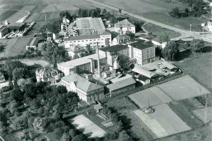 Historische Aufnahme der Schuhfabrik Püls im Jahr 1957