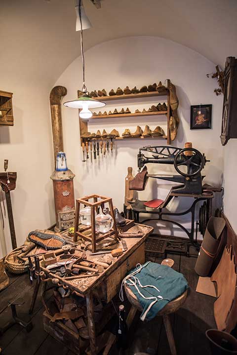 Impression aus dem Deutschen Schustermuseum Burgkunstadt